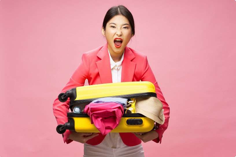 Why You Should Only Travel With CarryOn Hand Luggage